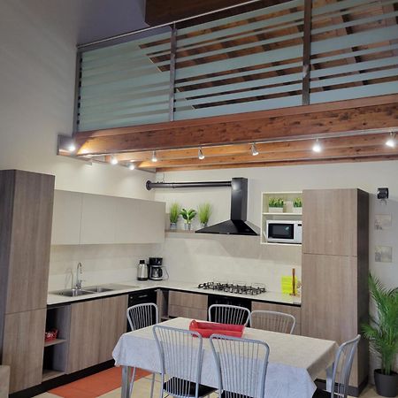Casa Lorena 데센자노델가르다 외부 사진